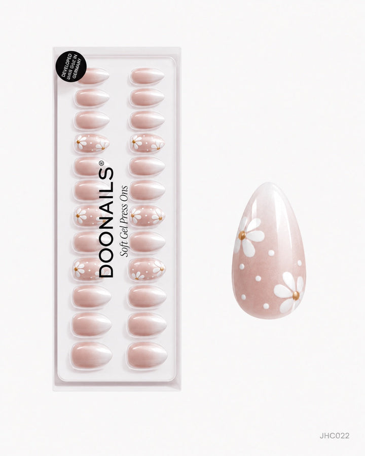 White Ombré & Daisies – medium almond