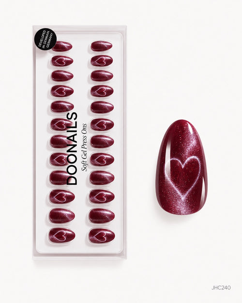 Burgundy Hearts – medium almond