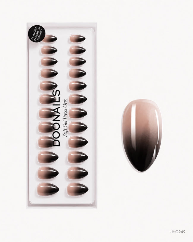 Black Ombré – medium almond