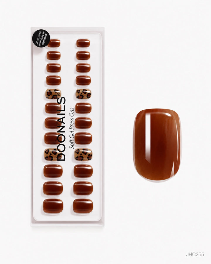 Chestnut & Leopard – short square