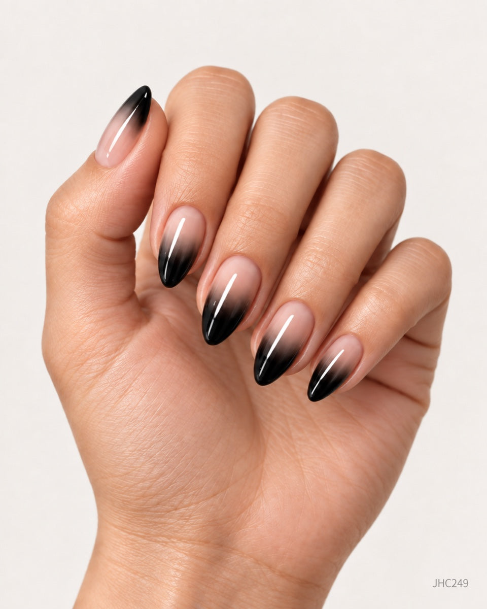 Black Ombré – medium almond
